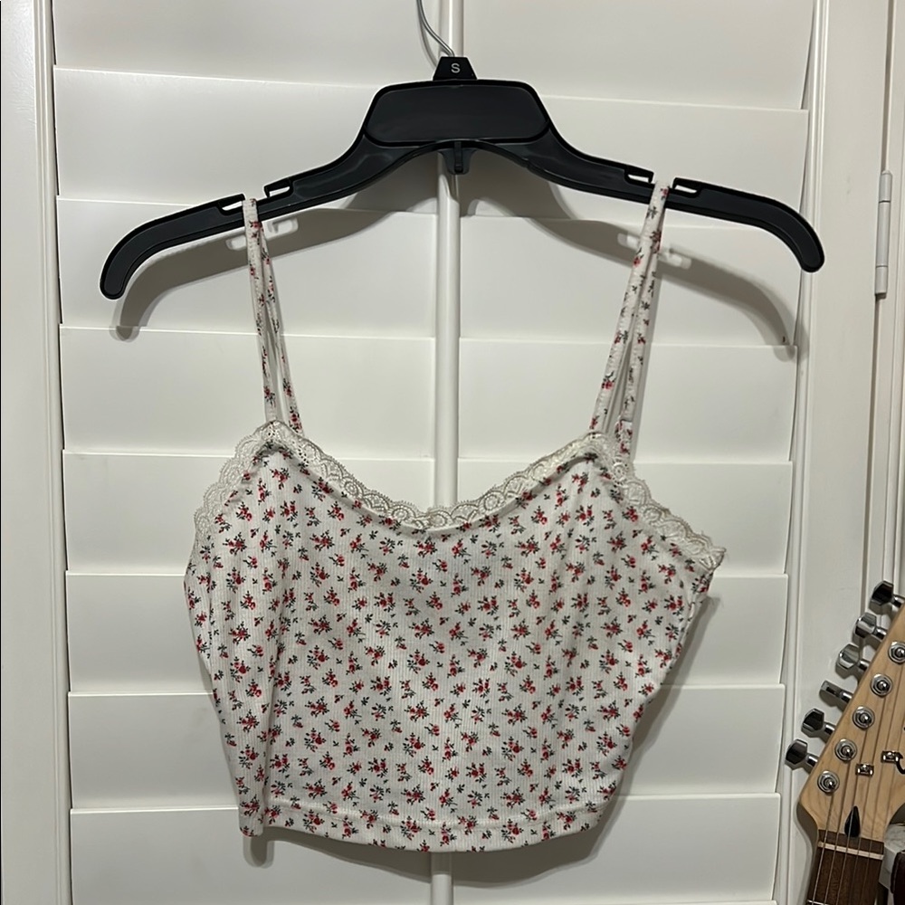 SHEIN Cream Fitted Crop Camisole Sleeveless Top